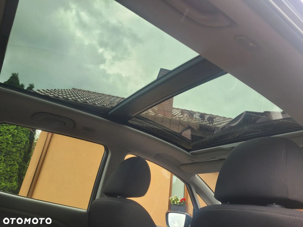 Kia Venga 1.6 CVVT Dream-Team Edition - 14