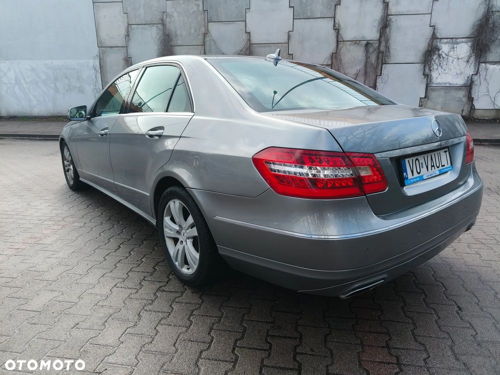 Mercedes-Benz Klasa E 220 BlueTEC 9G-TRONIC Avantgarde - 6
