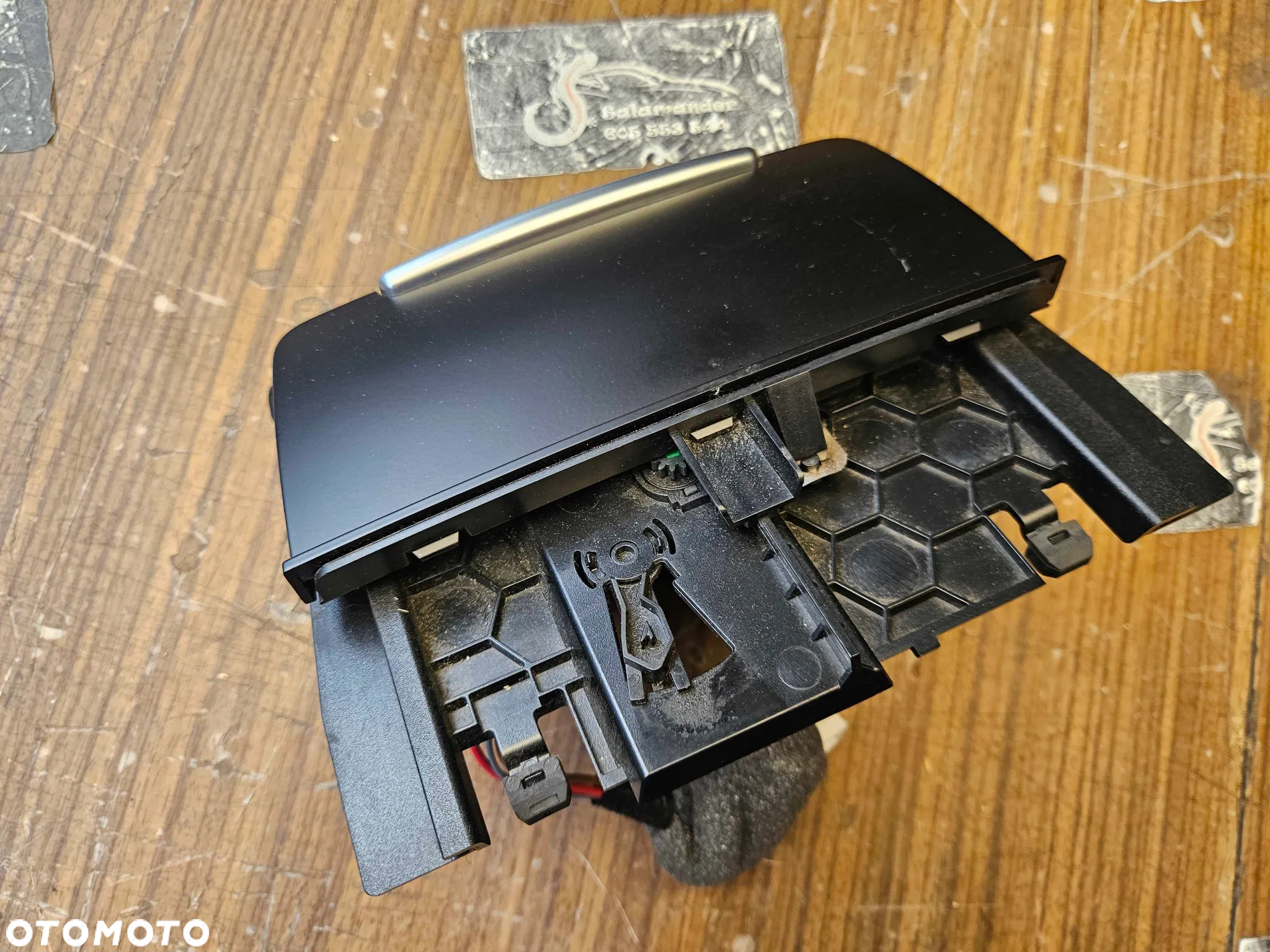 Popielniczka 8K0857951 Klapka Zapalniczka Wklad Czarna Audi A4 B8 A5 Q5 - 32