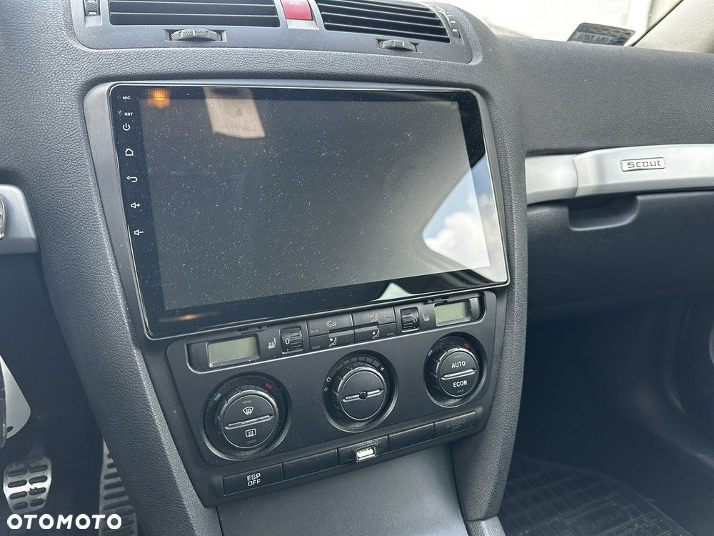 Skoda Octavia 2.0 TDI DPF 4x4 Scout - 26