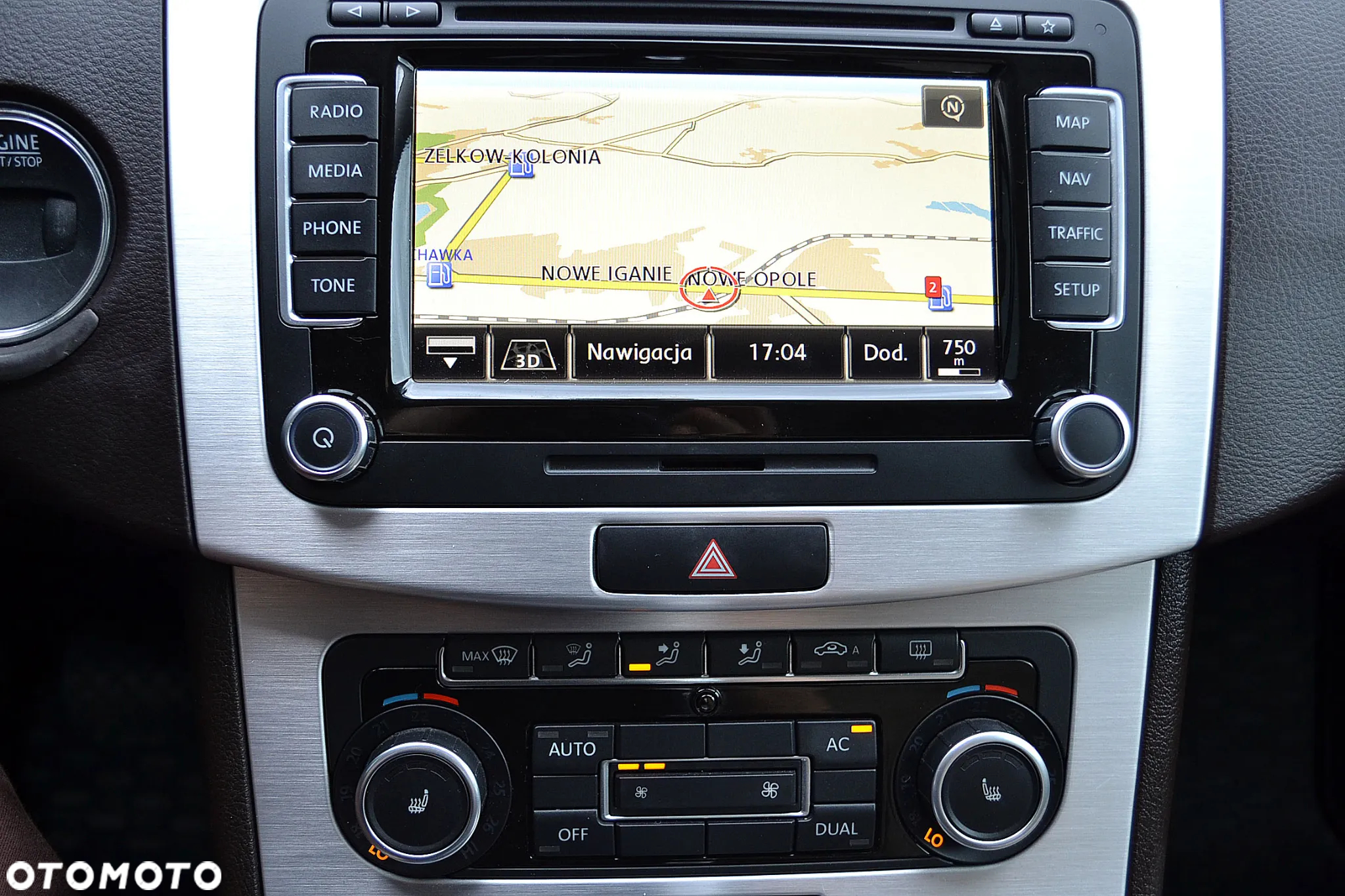 Volkswagen Passat 2.0 TDI DPF Comfortline DSG - 12