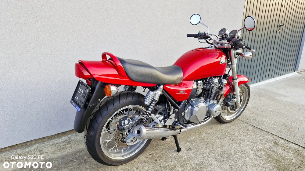 Kawasaki Zephyr - 3