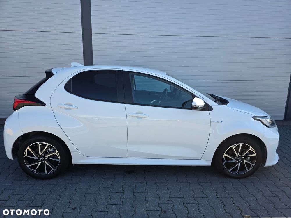 Toyota Yaris 1.5 Executive CVT - 9