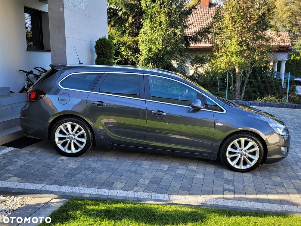 Opel Astra 1.6 Turbo - 5