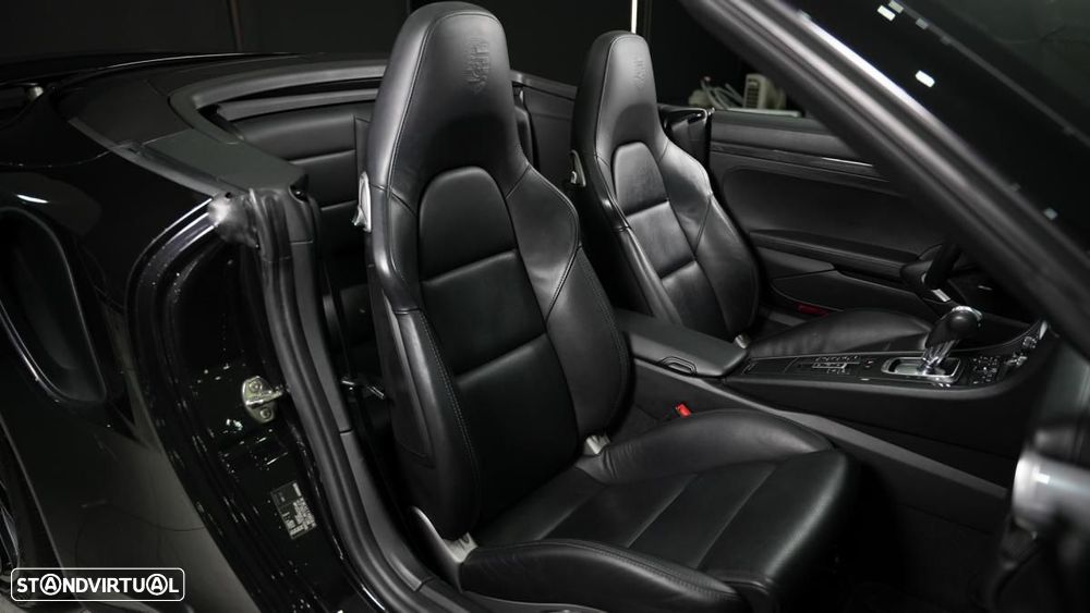 Porsche 911 (991) Turbo S PDK - 45