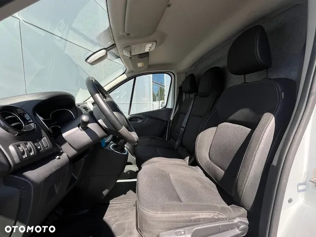 Renault Trafic - 17