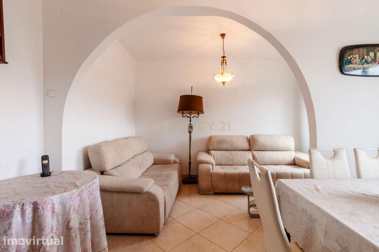 Apartamento T3  na Cova da Piedade a 5 min do centro sul com elevador - Grande imagem: 4/35