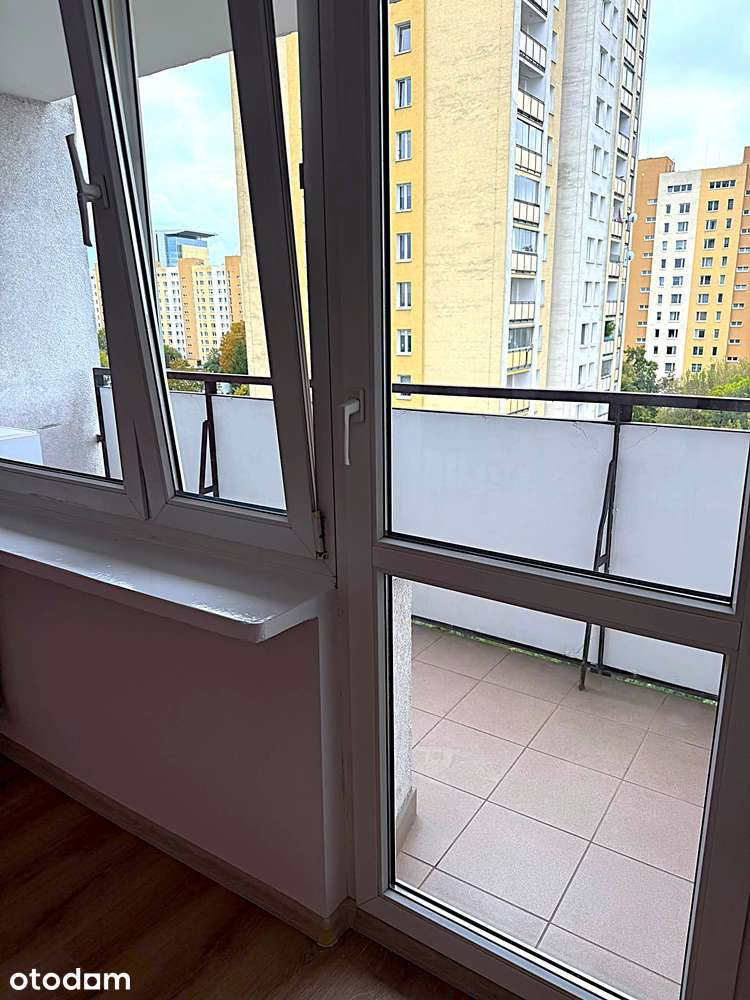 Mieszkanie 3 pokojowe, Warszawa (Gocław) ul. Komorska, Bezpośrednio