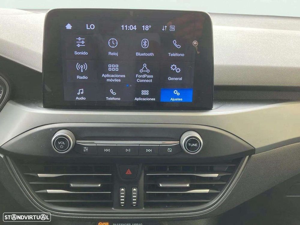 Ford Focus 1.0 EcoBoost Active X - 14