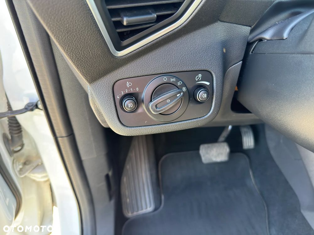Ford Kuga - 14
