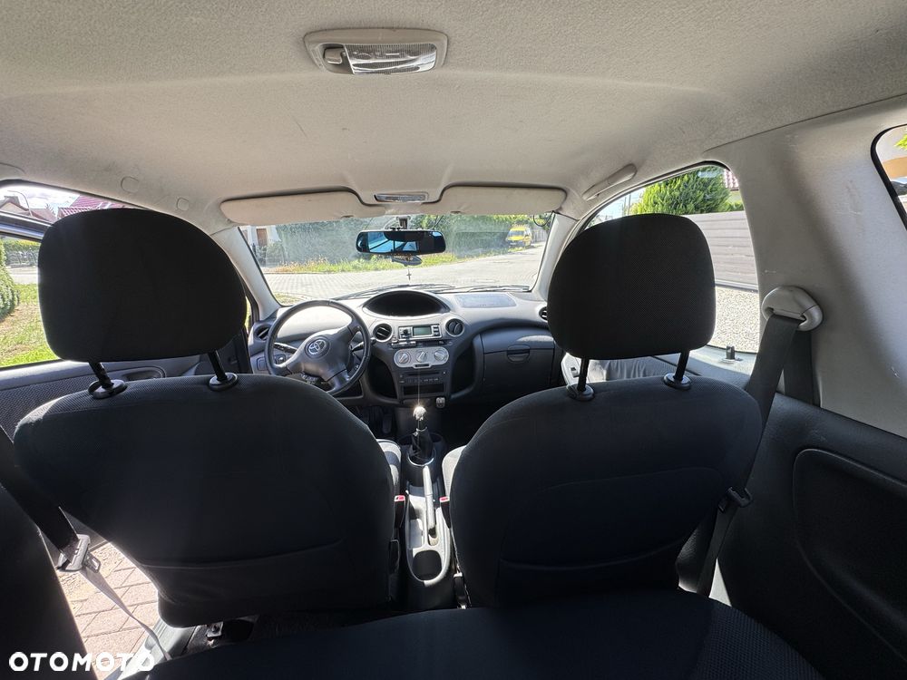Toyota Yaris - 6