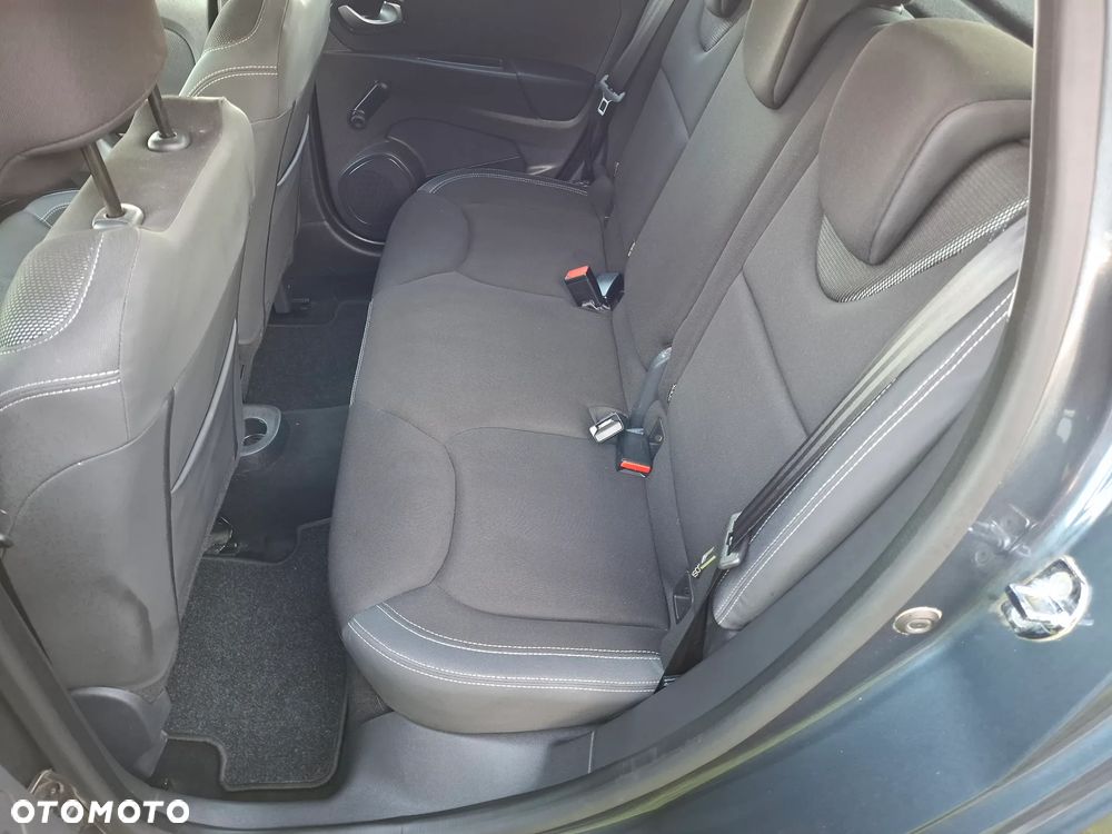 Renault Clio 1.2 16V 75 Limited - 16