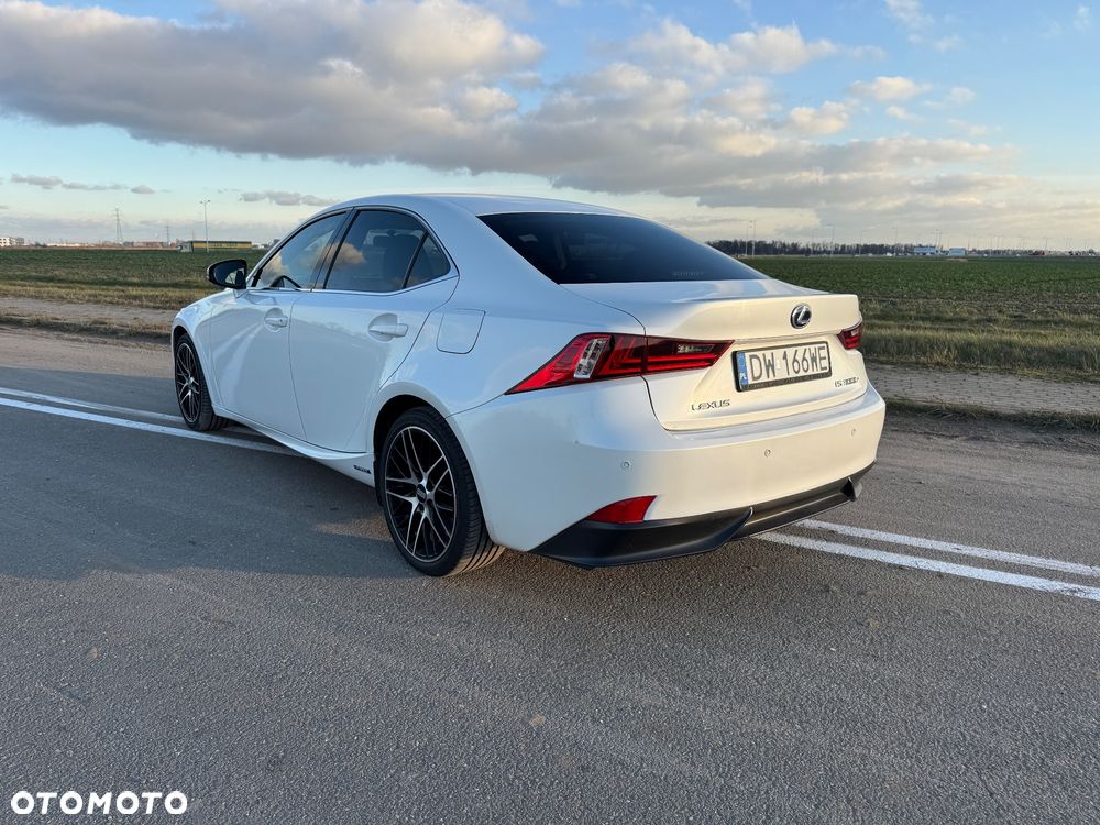 Lexus IS 300h Elite - 2
