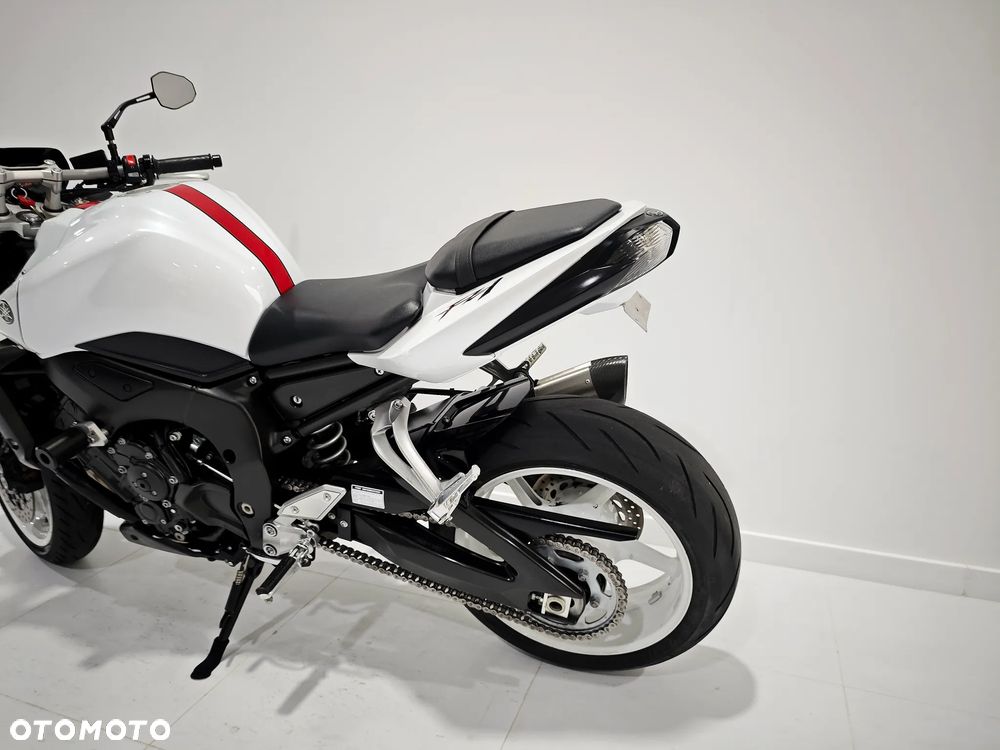 Yamaha FZ - 17