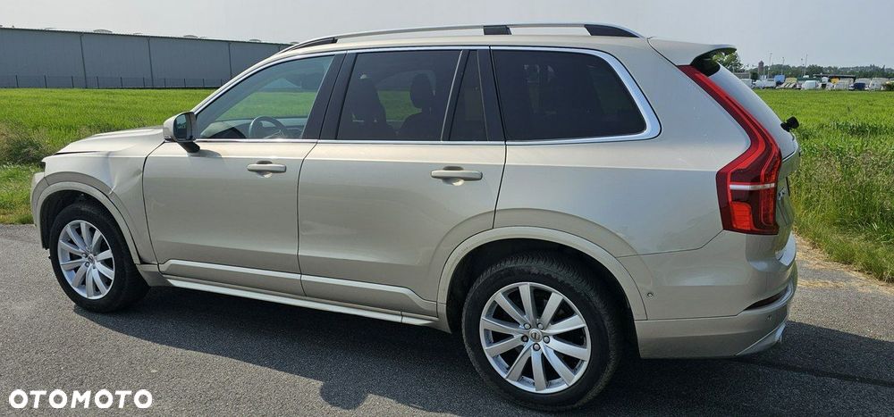 Volvo XC 90 - 7