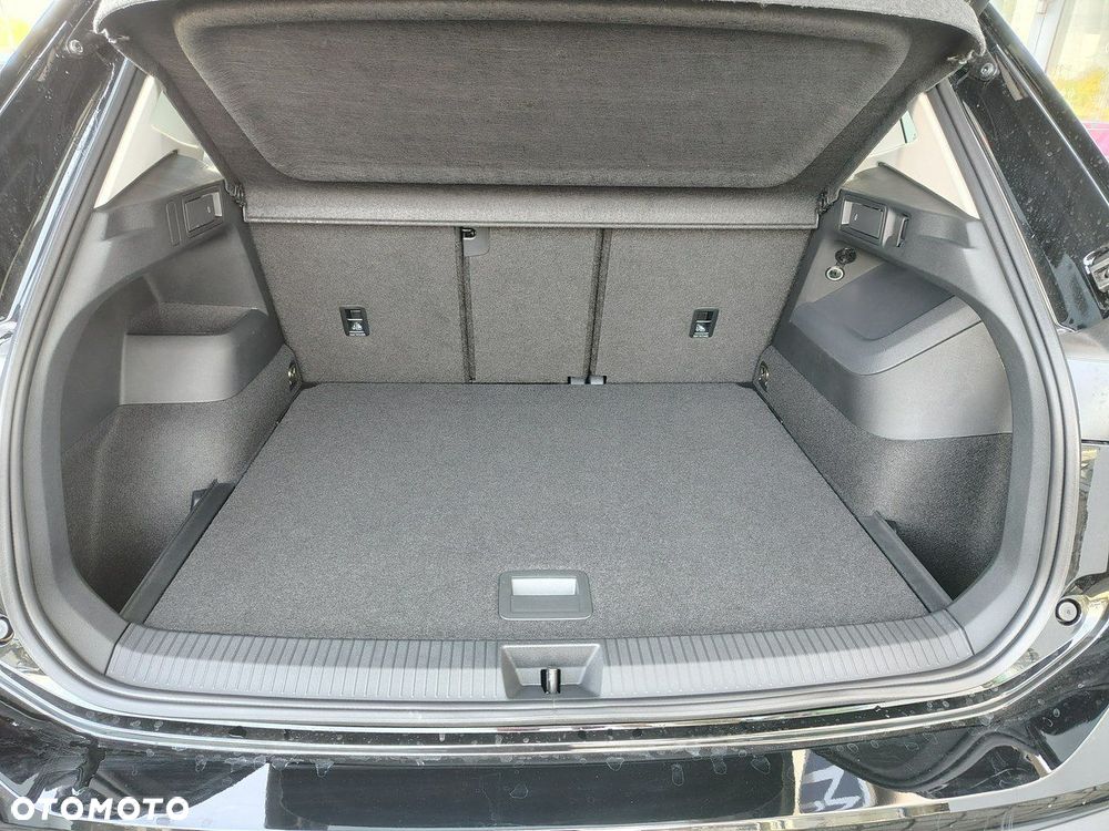 Volkswagen Tiguan - 11