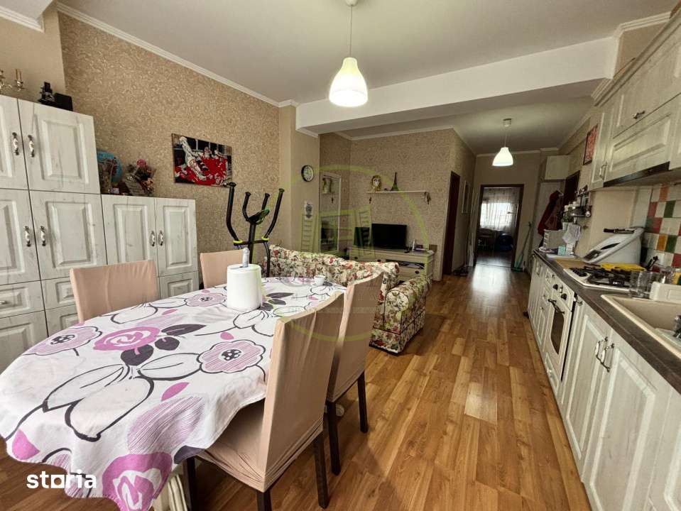 Apartament 3 camere, 78 mp, open space, Calea Severinului, zona Supeco — fotografia 1