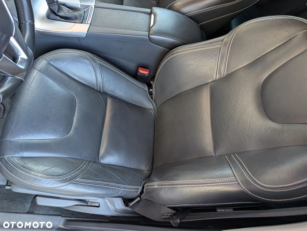 Volvo V60 D3 Geartronic Summum - 20
