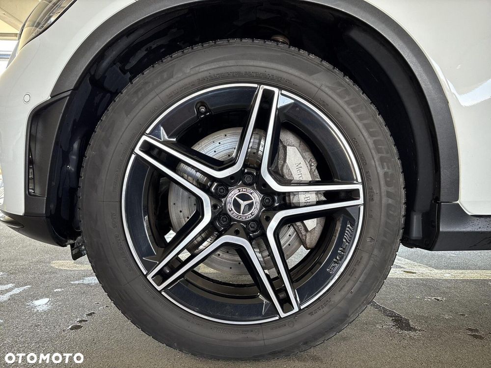 Mercedes-Benz GLC - 10