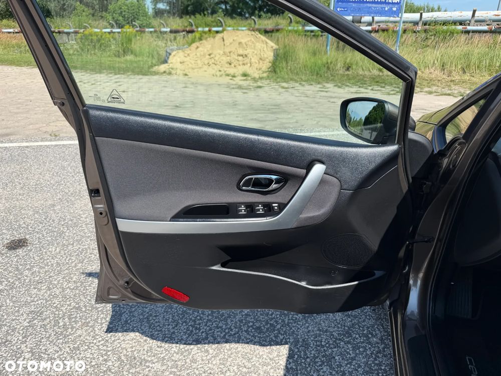 Kia Ceed 1.4 CVVT Dream Team Edition - 22