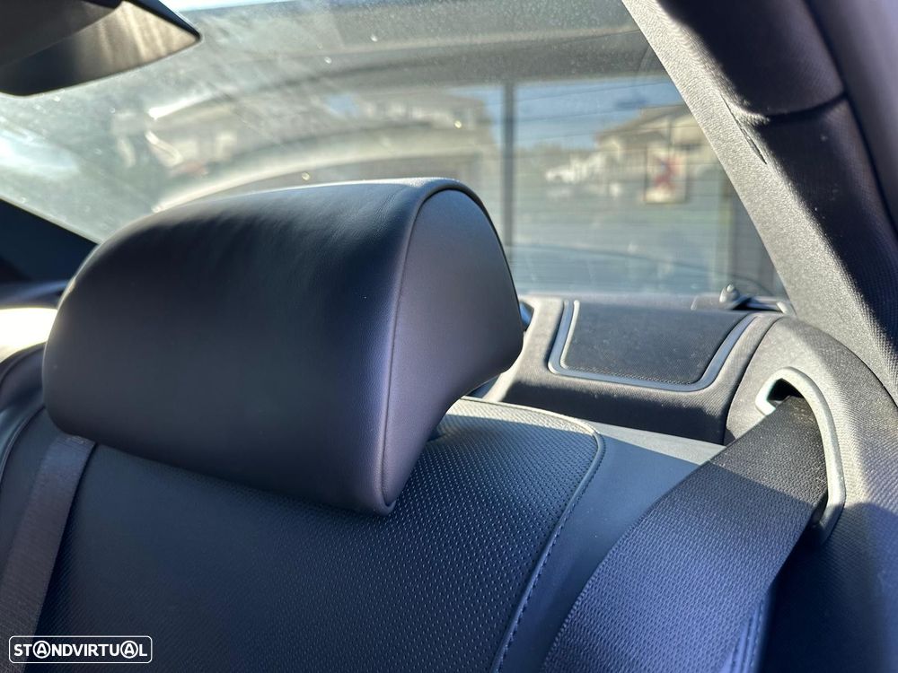 BMW 750 d xDrive Pack M - 13