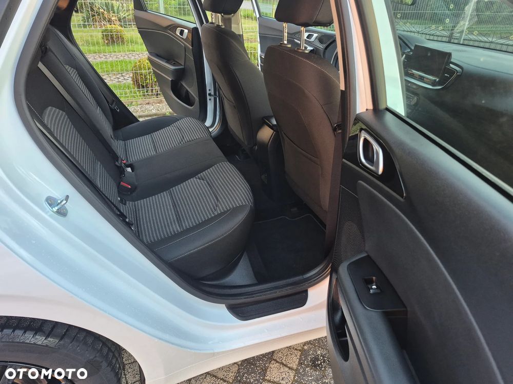 Kia Ceed 1.0 T-GDI Business Line - 10