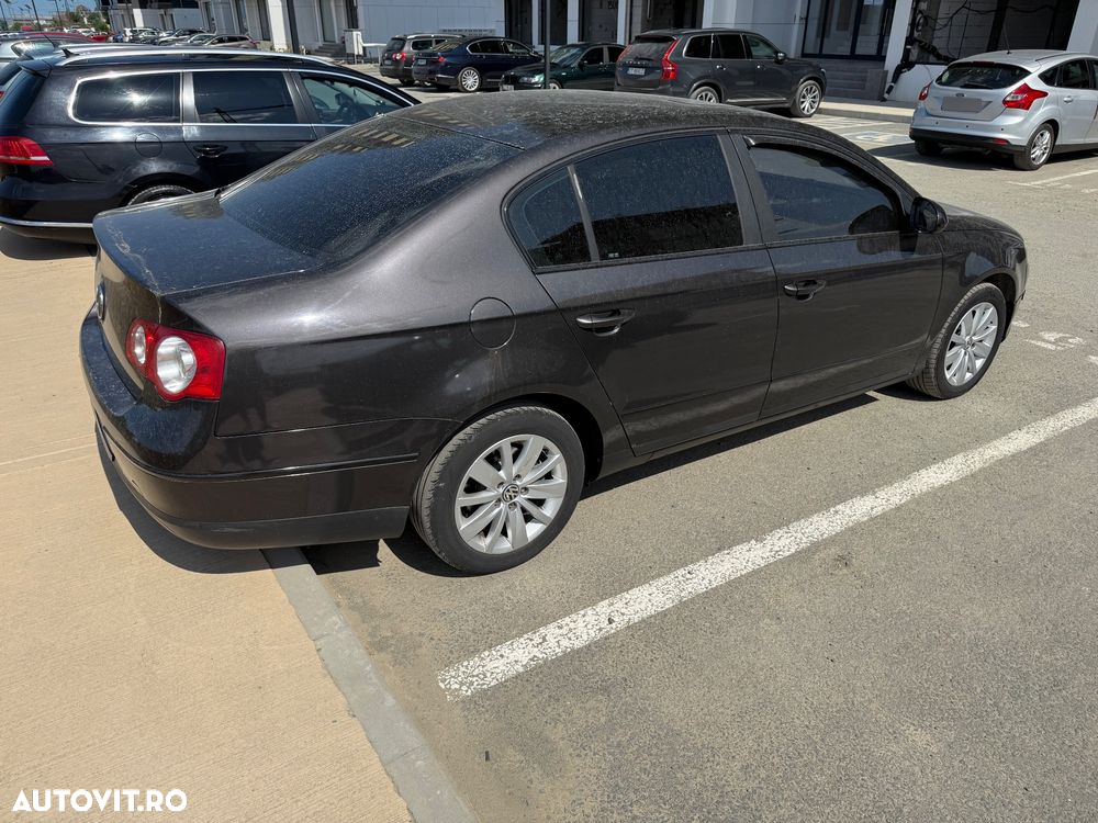 Volkswagen Passat 2.0TDI Highline DPF - 3