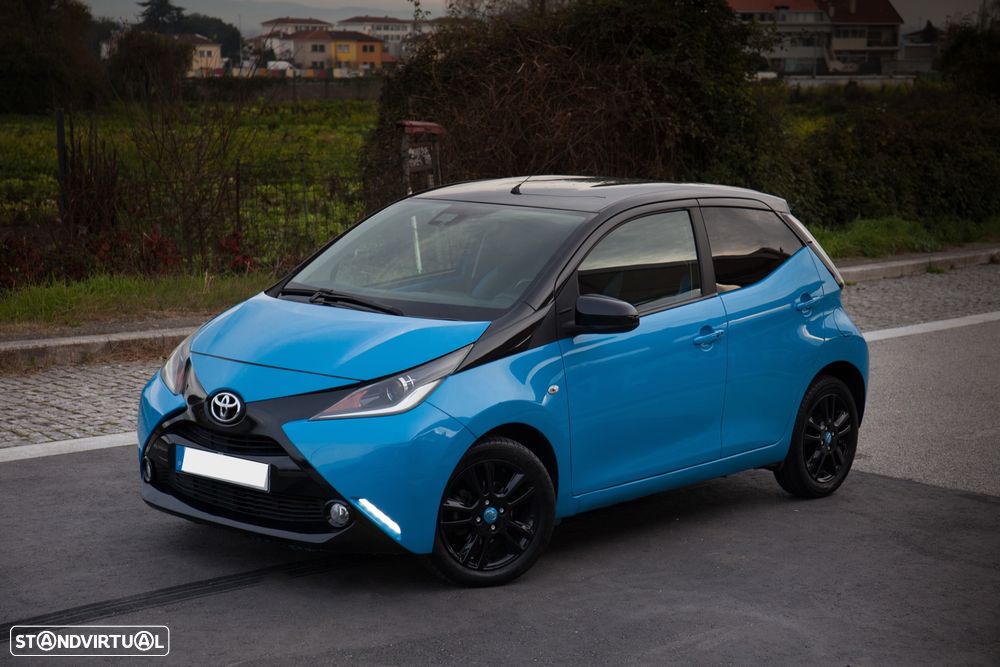 Toyota Aygo x-cite - 1