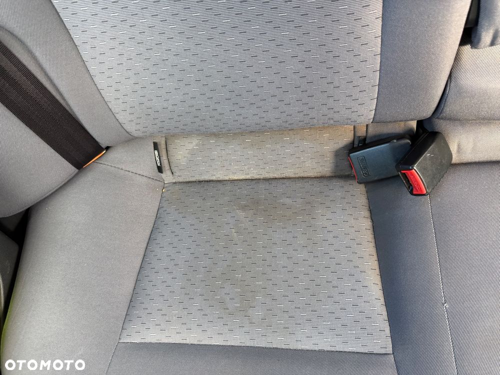 Nissan Primera 1.8 Visia - 13