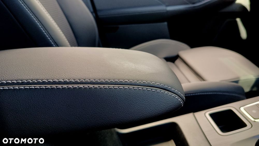 Ford Kuga 2.5 FHEV FWD Sound Edition eCVT - 27