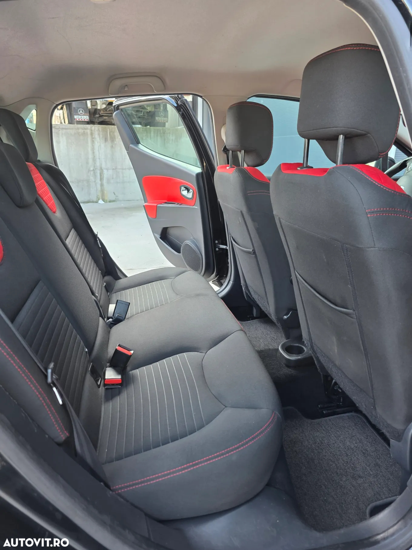 Renault Clio dCi 90 Dynamique - 12