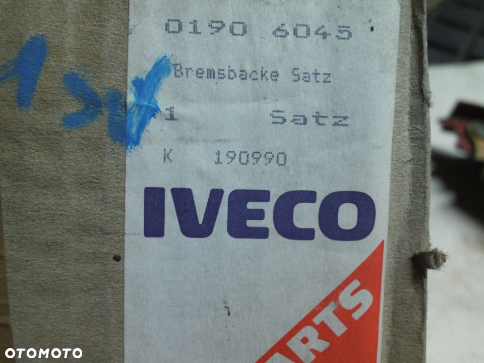Iveco EuroTech szczęki hamulcowe 1906045 K190990 NOWE KOMPLET - 2