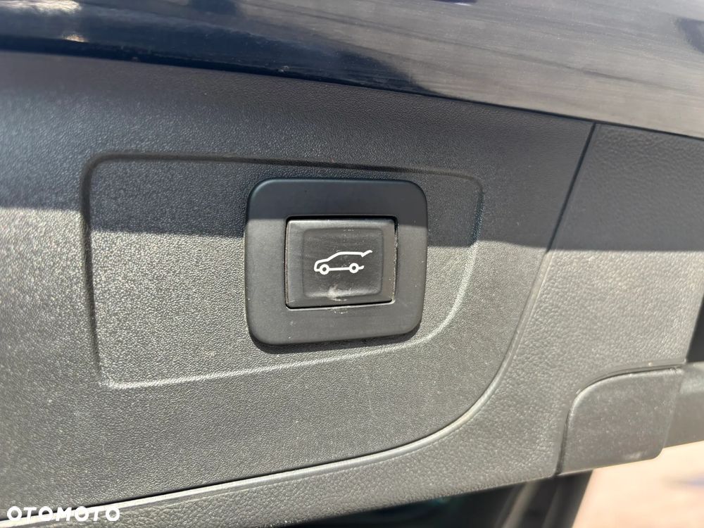 Opel Insignia 2.0 T 4x4 Innovation S&S - 12