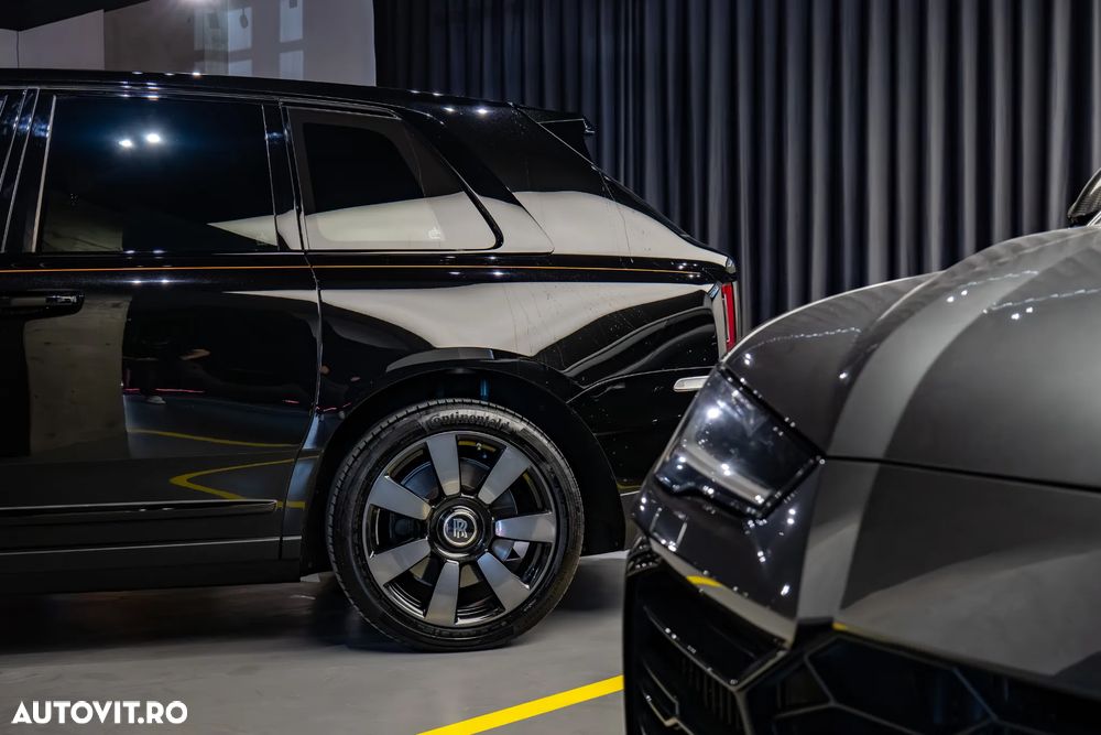 Rolls-Royce Cullinan - 7