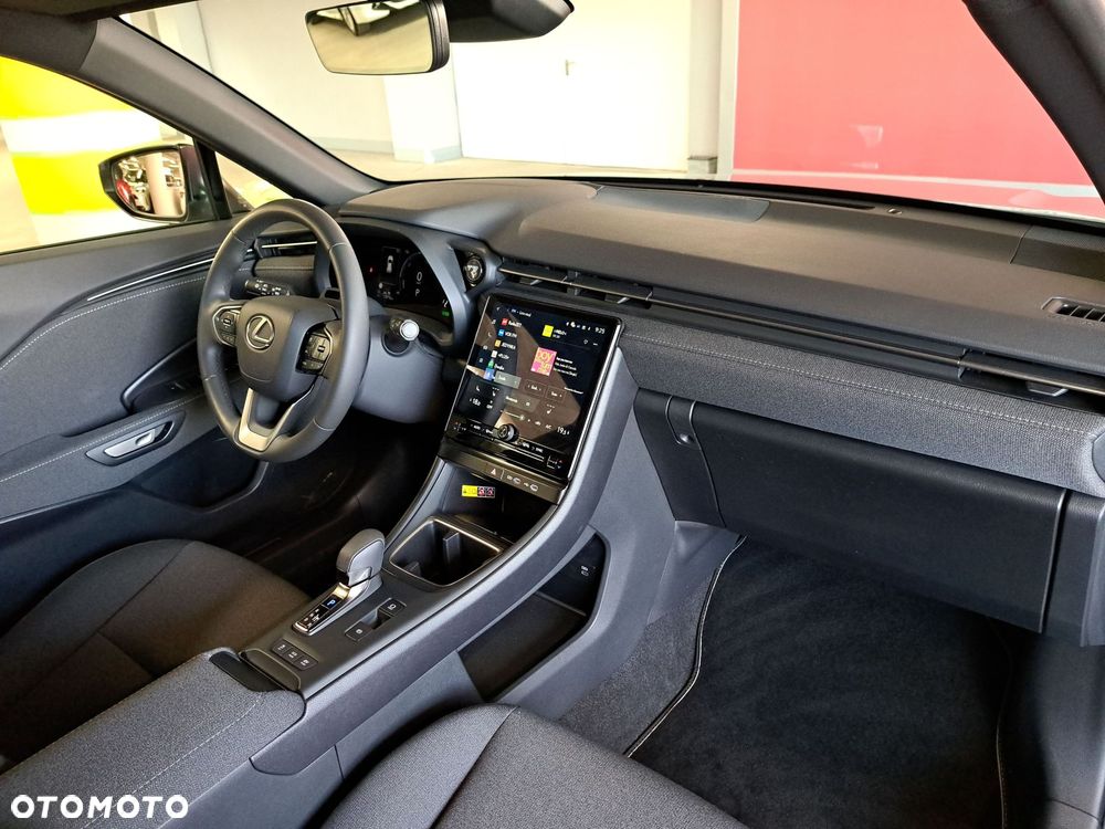 Lexus LBX 1.5 Hybrid - 16