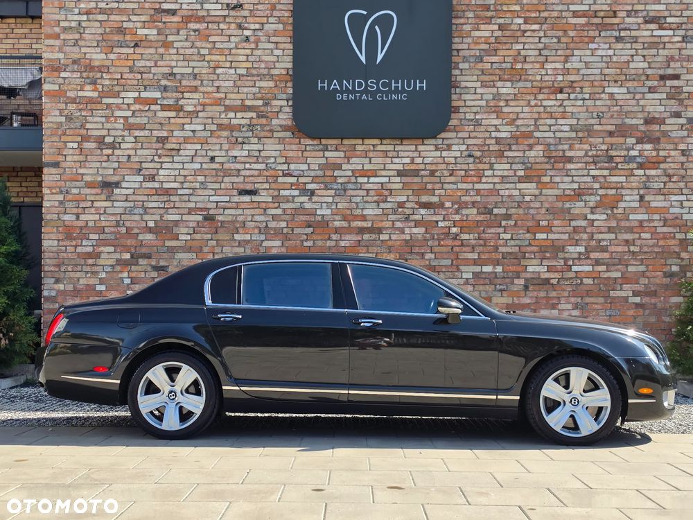 Bentley Flying Spur - 4