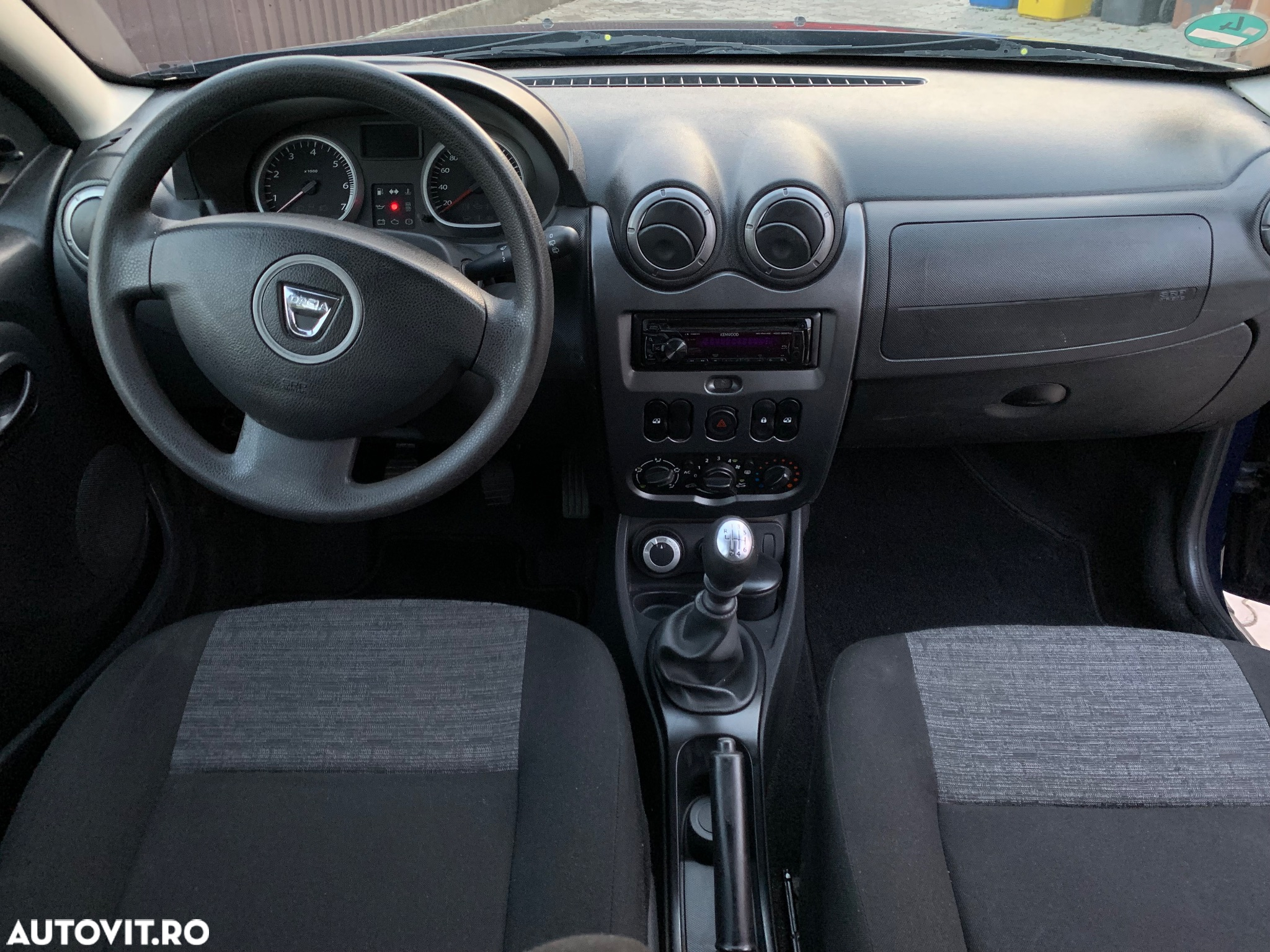 Dacia Duster 1.5 dCi 4x4 Laureate - 12
