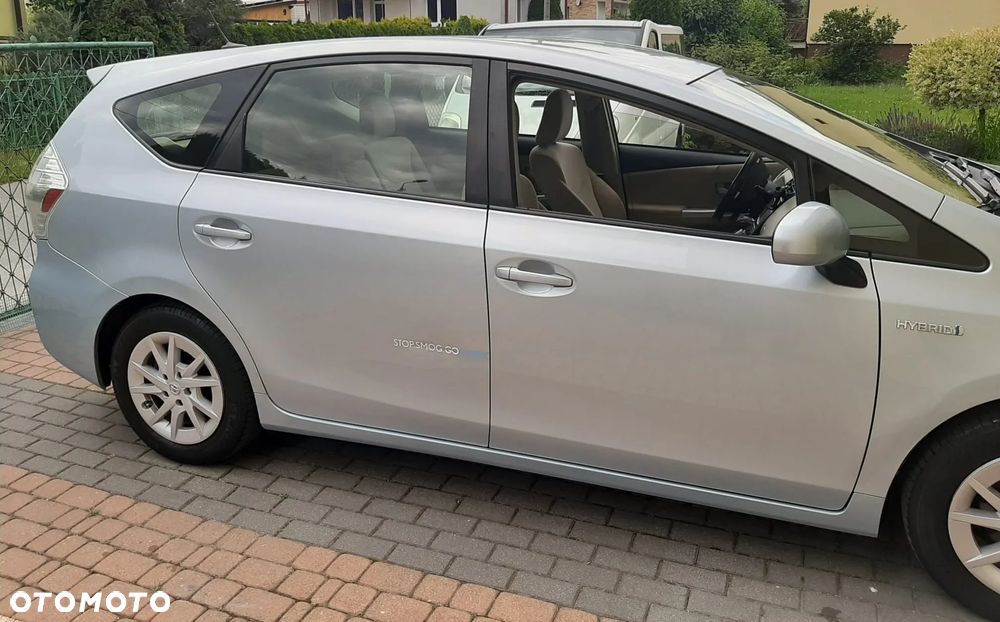 Toyota Prius+ ver--hybrid-life - 5