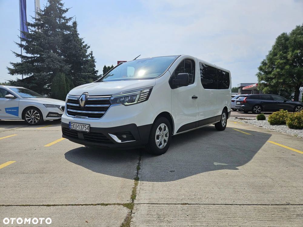 Renault Trafic Grand 2.0 dCi EDC