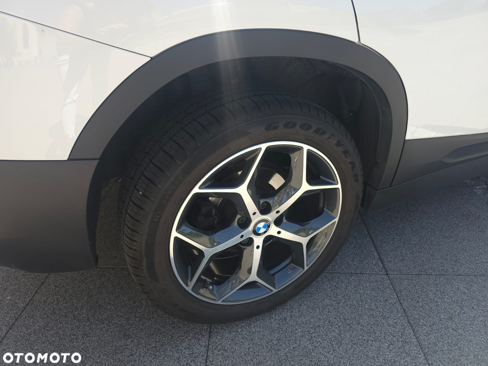 BMW X2 sDrive18i Advantage - 2
