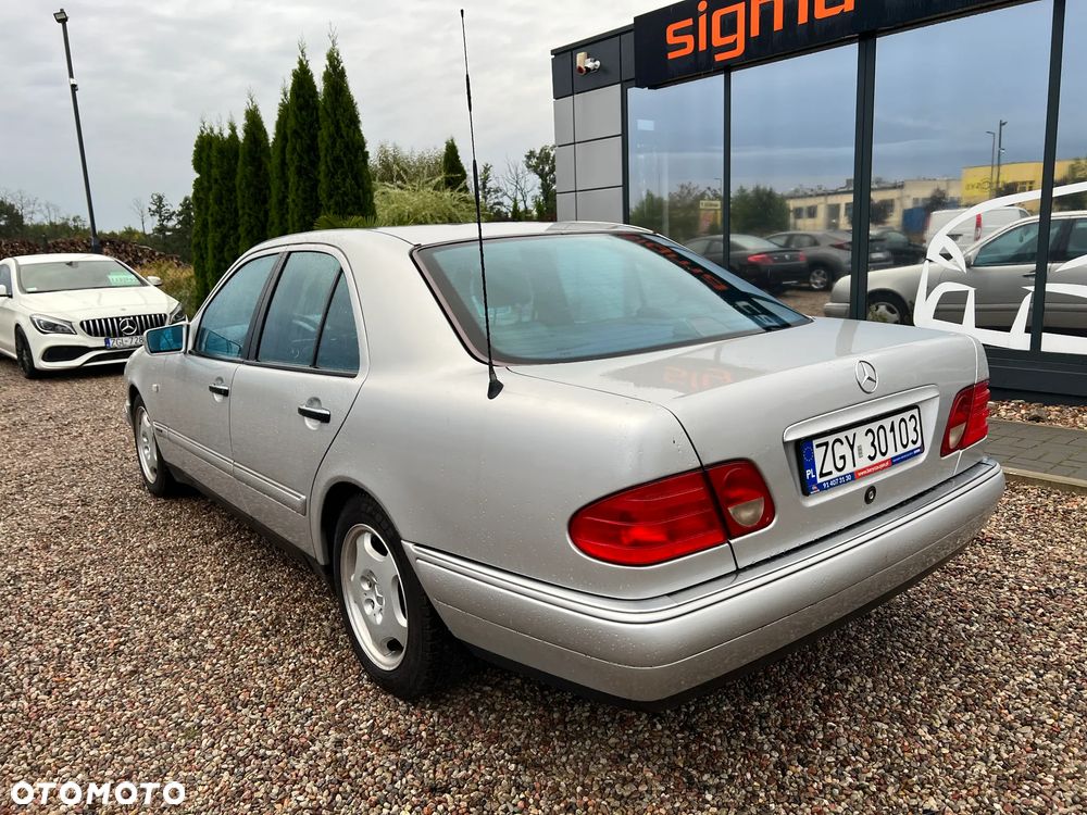 Mercedes-Benz Klasa E 320 Avantgarde - 5