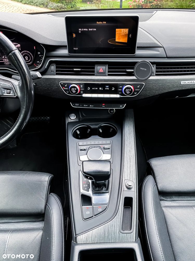 Audi A4 - 40