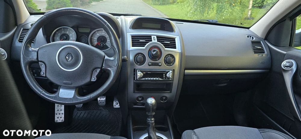 Renault Megane - 11