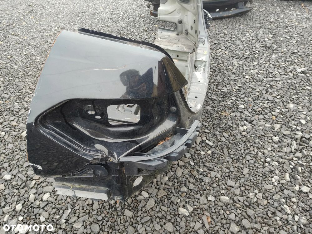 MERCEDES W212 Sedan Pas Tylny ĆWIARTKA Dupa ŚCIANA Wanna 197 - 4