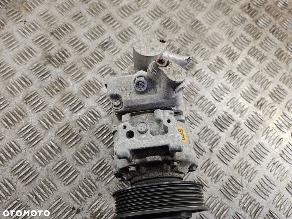 audi a5 8t 2.0 tfsi sprężarka klimatyzacji 8k0260805m - 3