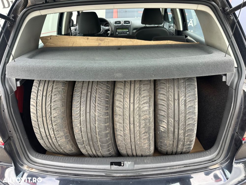 Volkswagen Golf 1.4 Goal - 12