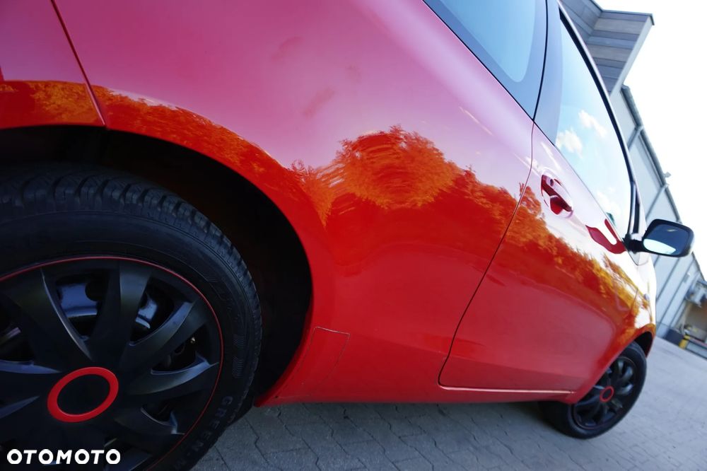 Toyota Yaris - 15