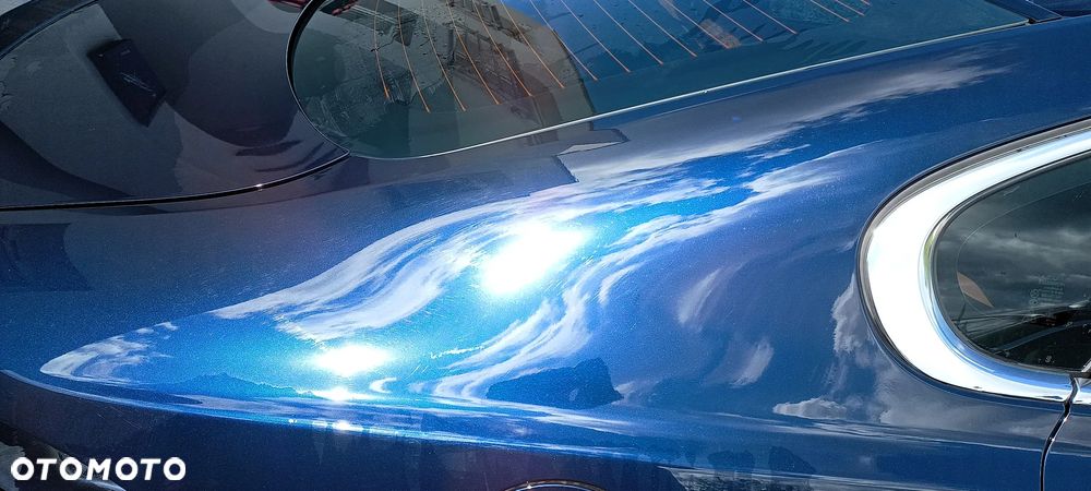 Jaguar XF P250 R-Dynamic SE - 12