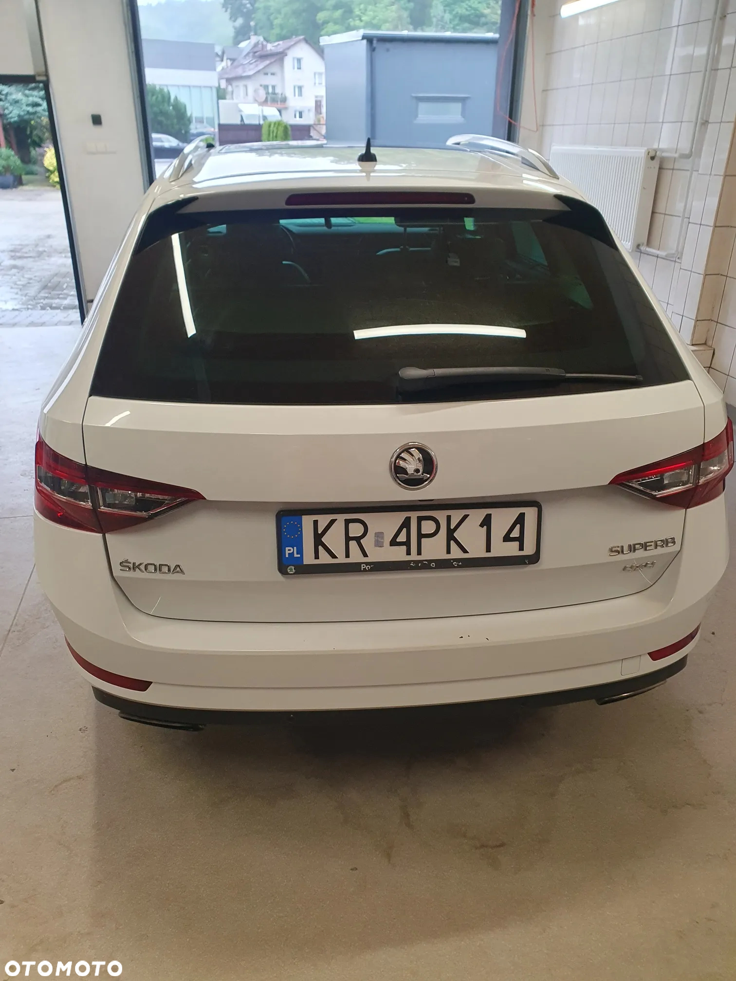 Skoda Superb 2.0 TSI 4x4 L&K DSG - 3