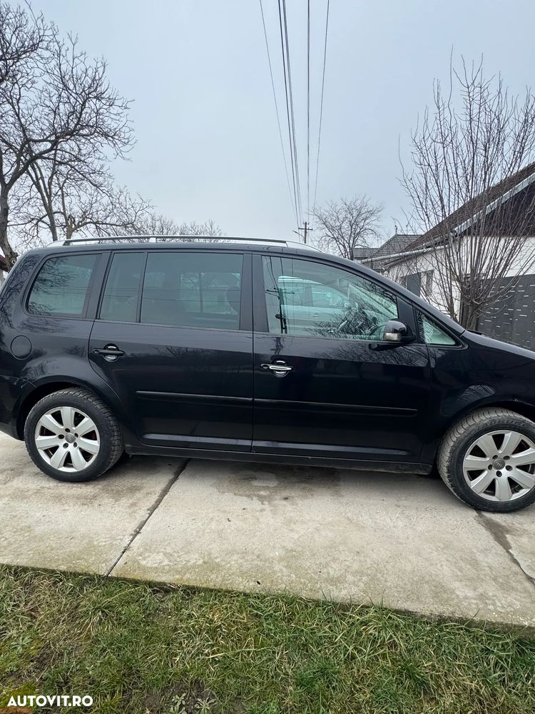Volkswagen Touran 2.0TDI Trendline - 15